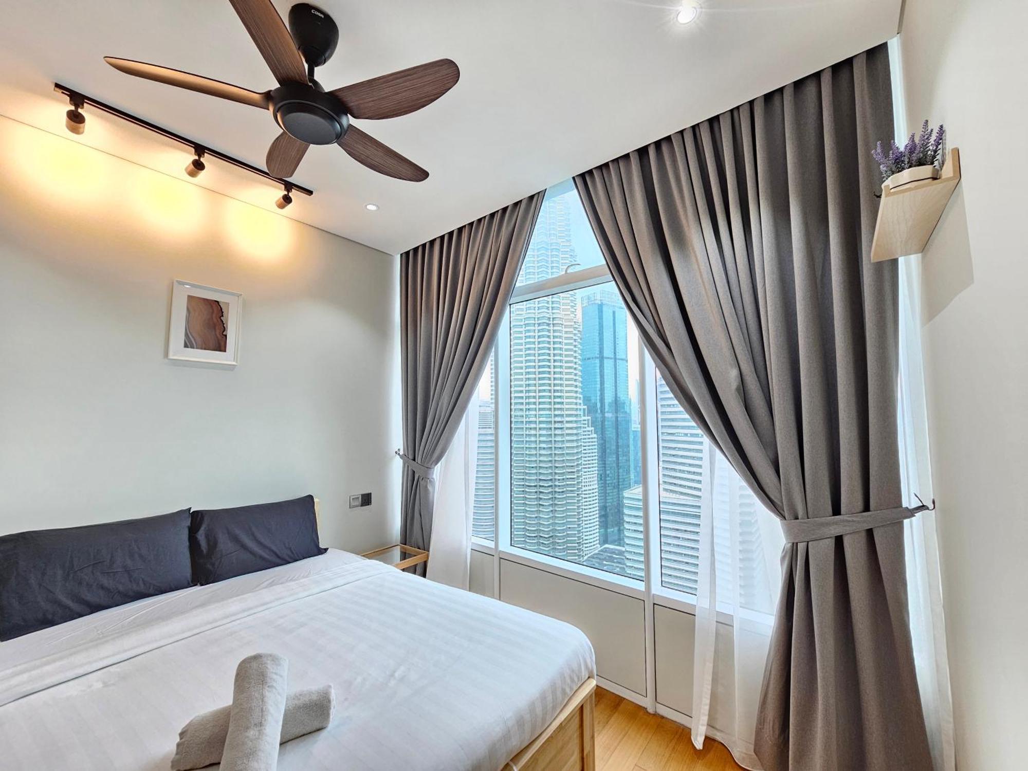 Sky Suites Klcc By Staylar Kuala Lumpur Exterior foto